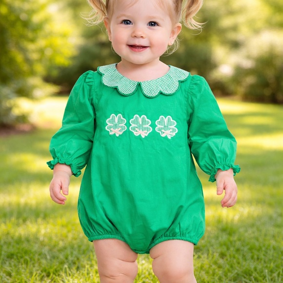 The Sage Smocking Company Other - Green Baby Girls Bubble With Appliqué Clovers and Embroidered